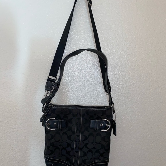 Coach Handbags - Small coach bag